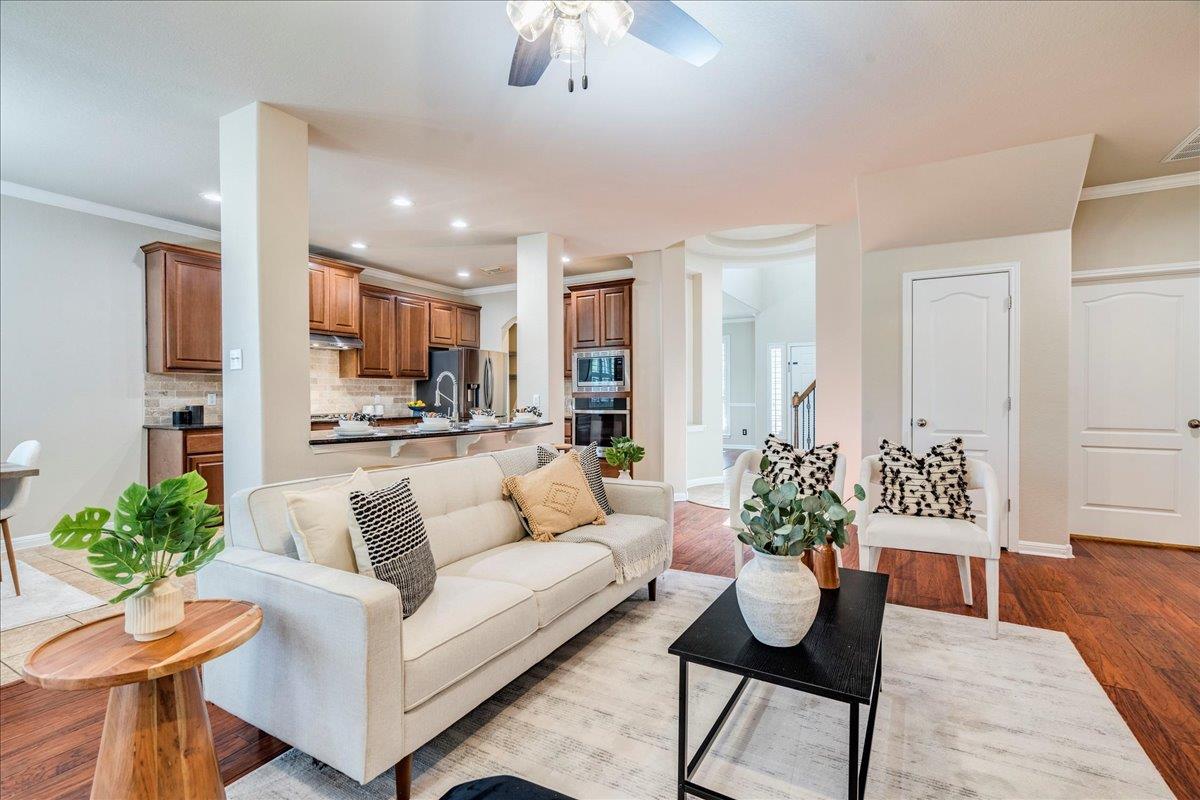 301 Flagstone Ct, Cedar Park, TX 78613