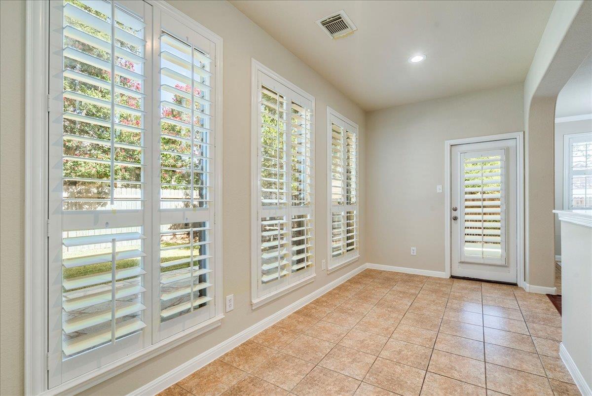 301 Flagstone Ct, Cedar Park, TX 78613