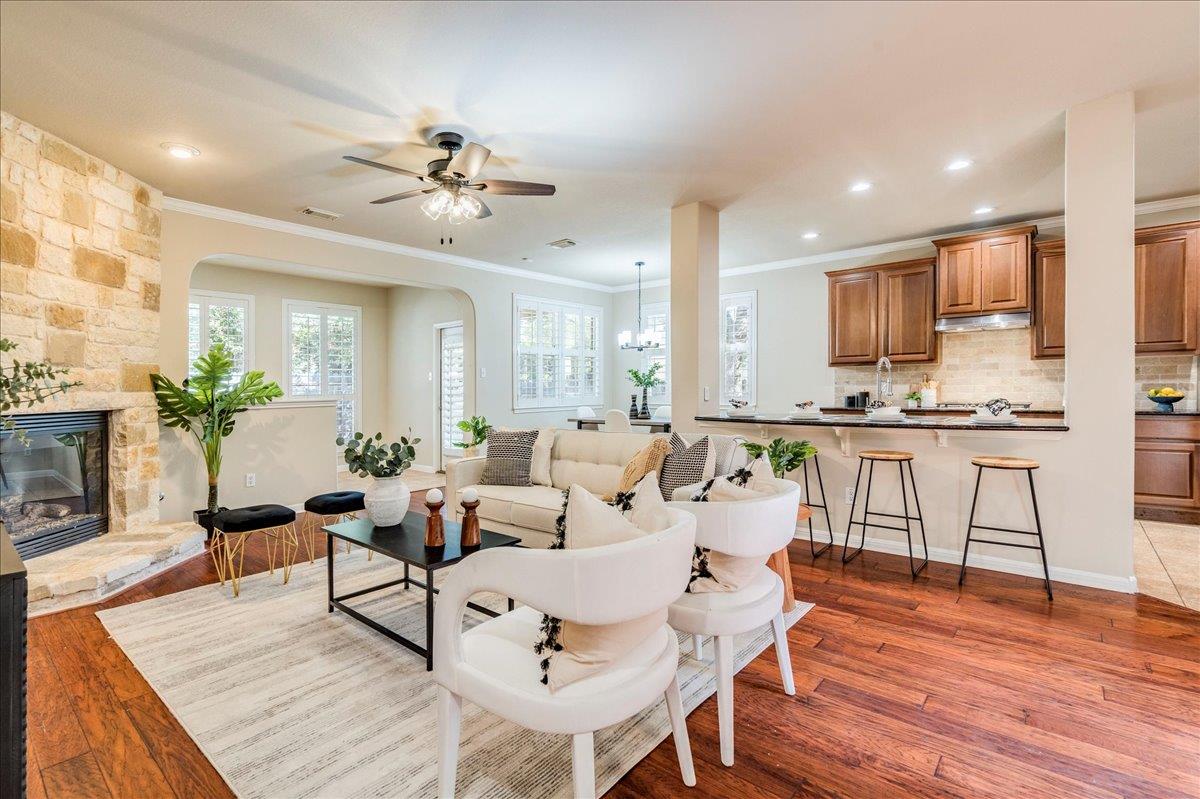 301 Flagstone Ct, Cedar Park, TX 78613