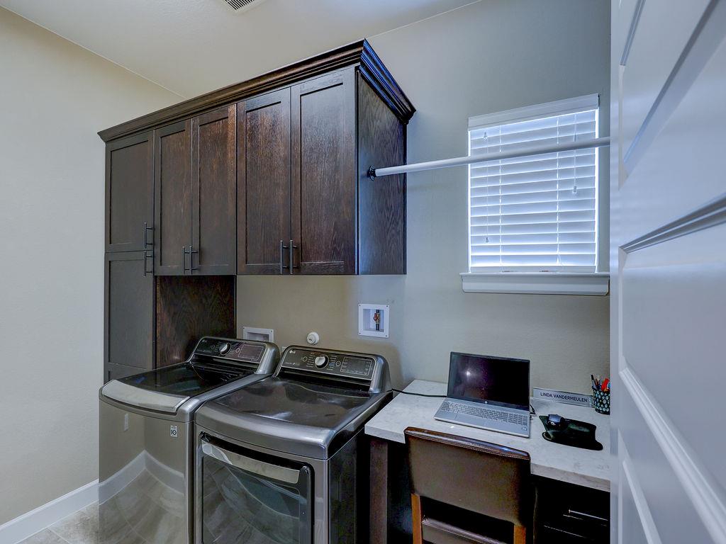 217 Skipping Cedar St, San Marcos, TX 78666