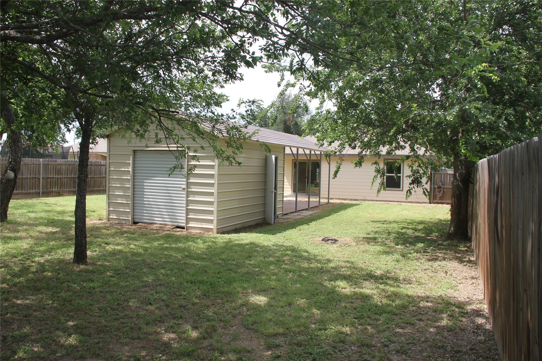121 Bluebonnet Dr, Early, TX 76802