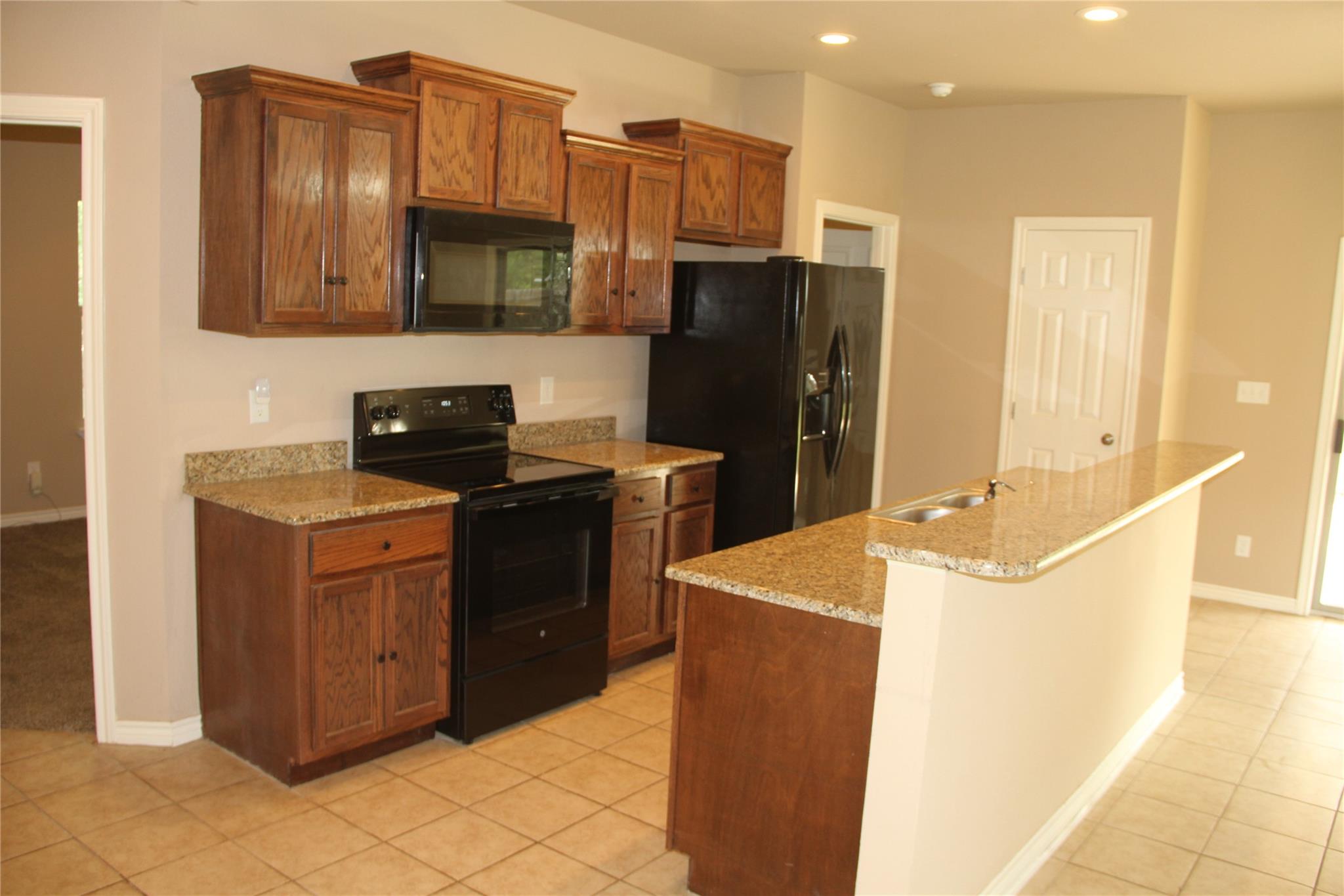 121 Bluebonnet Dr, Early, TX 76802
