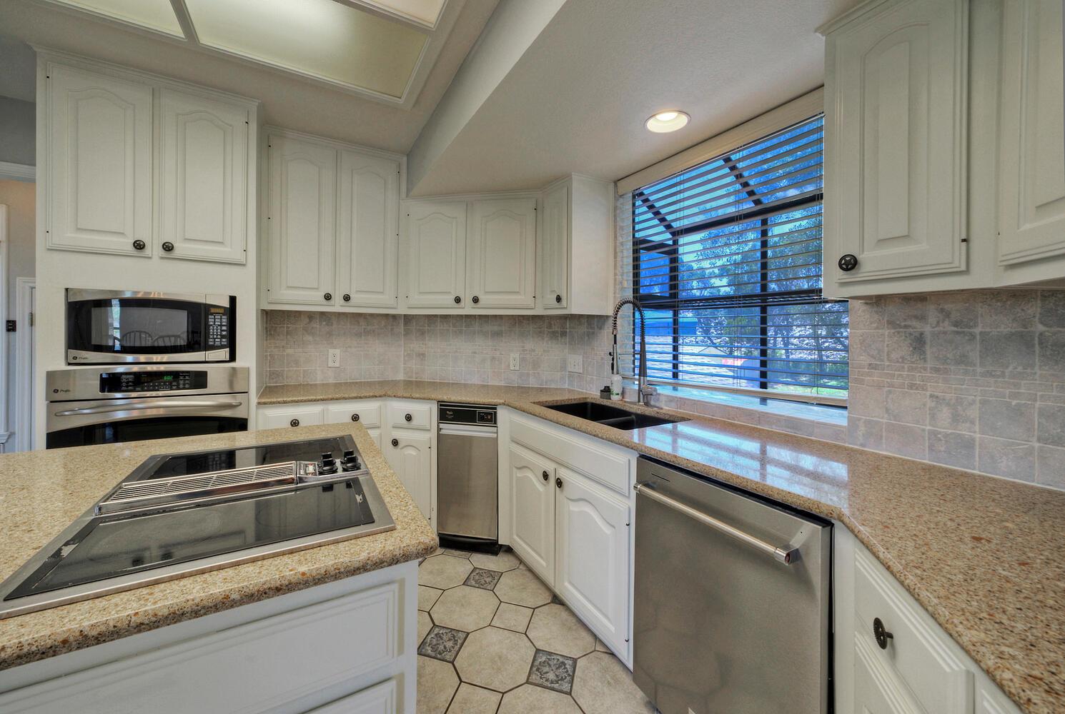 13111 Mansfield Dr, Austin, TX 78732