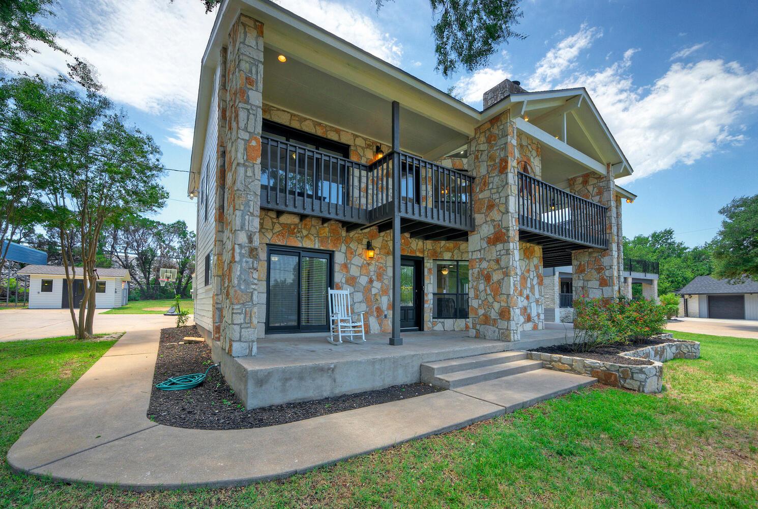 13111 Mansfield Dr, Austin, TX 78732