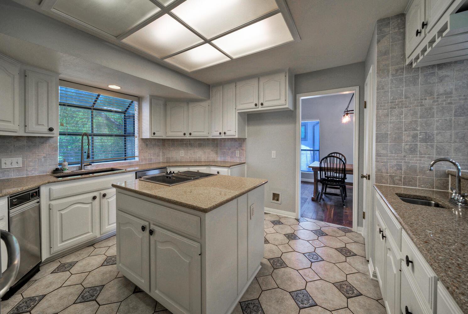 13111 Mansfield Dr, Austin, TX 78732