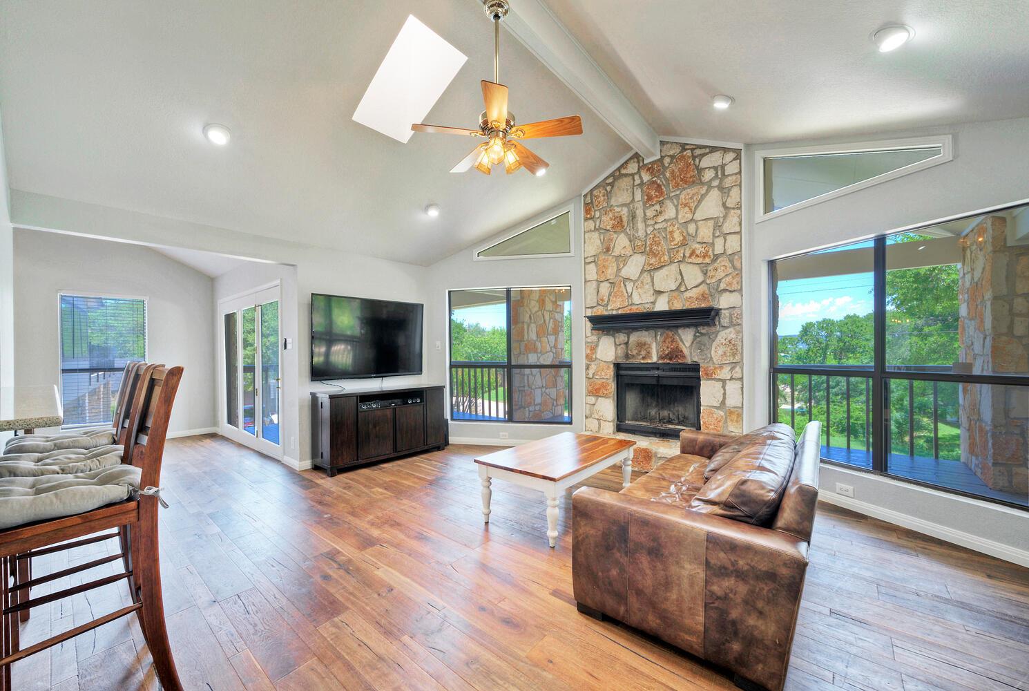 13111 Mansfield Dr, Austin, TX 78732