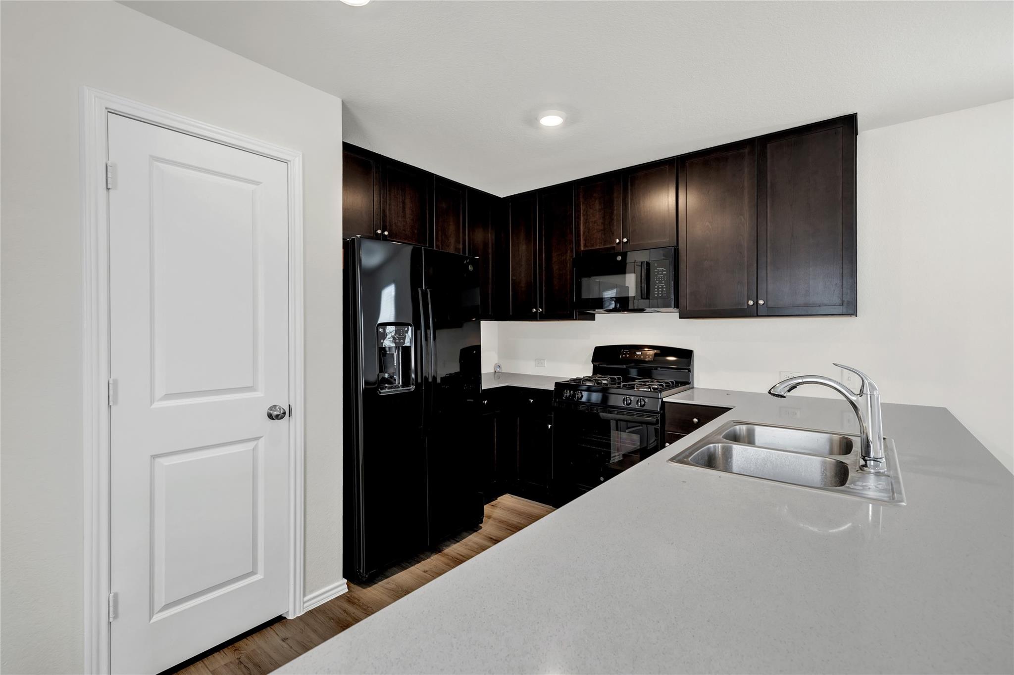 231 Gabbro Gdns, Maxwell, TX 78656