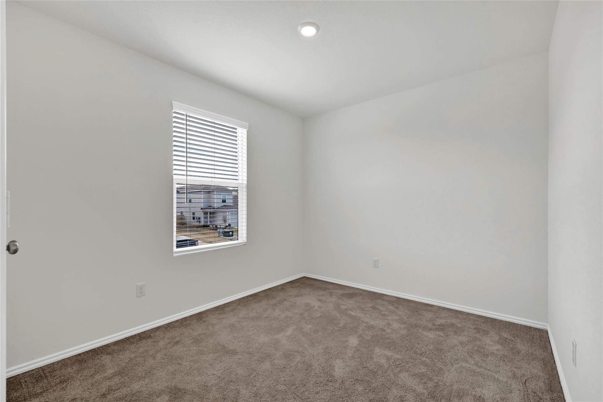 231 Gabbro Gdns, Maxwell, TX 78656