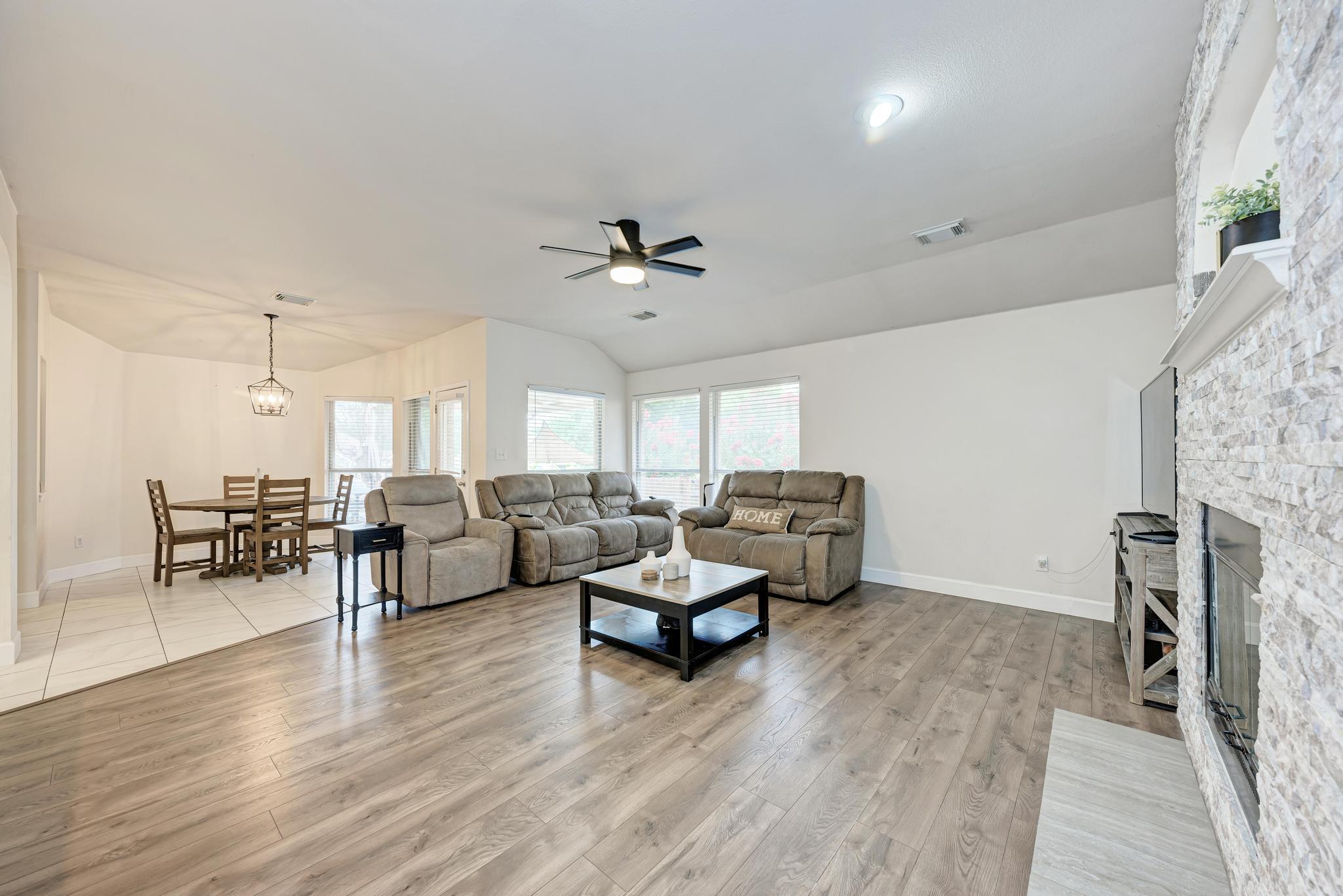 500 Olympic Dr, Pflugerville, TX 78660