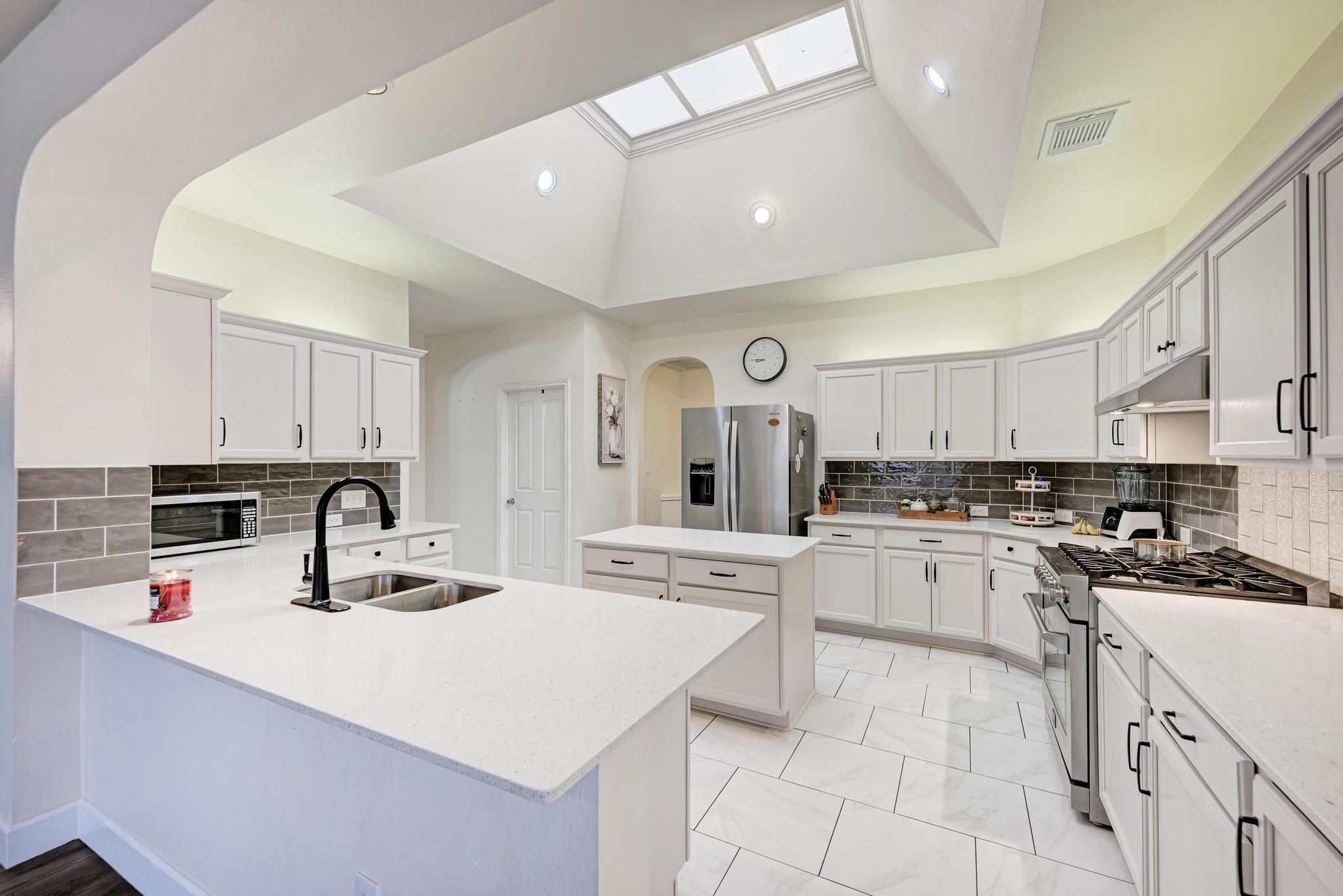 500 Olympic Dr, Pflugerville, TX 78660