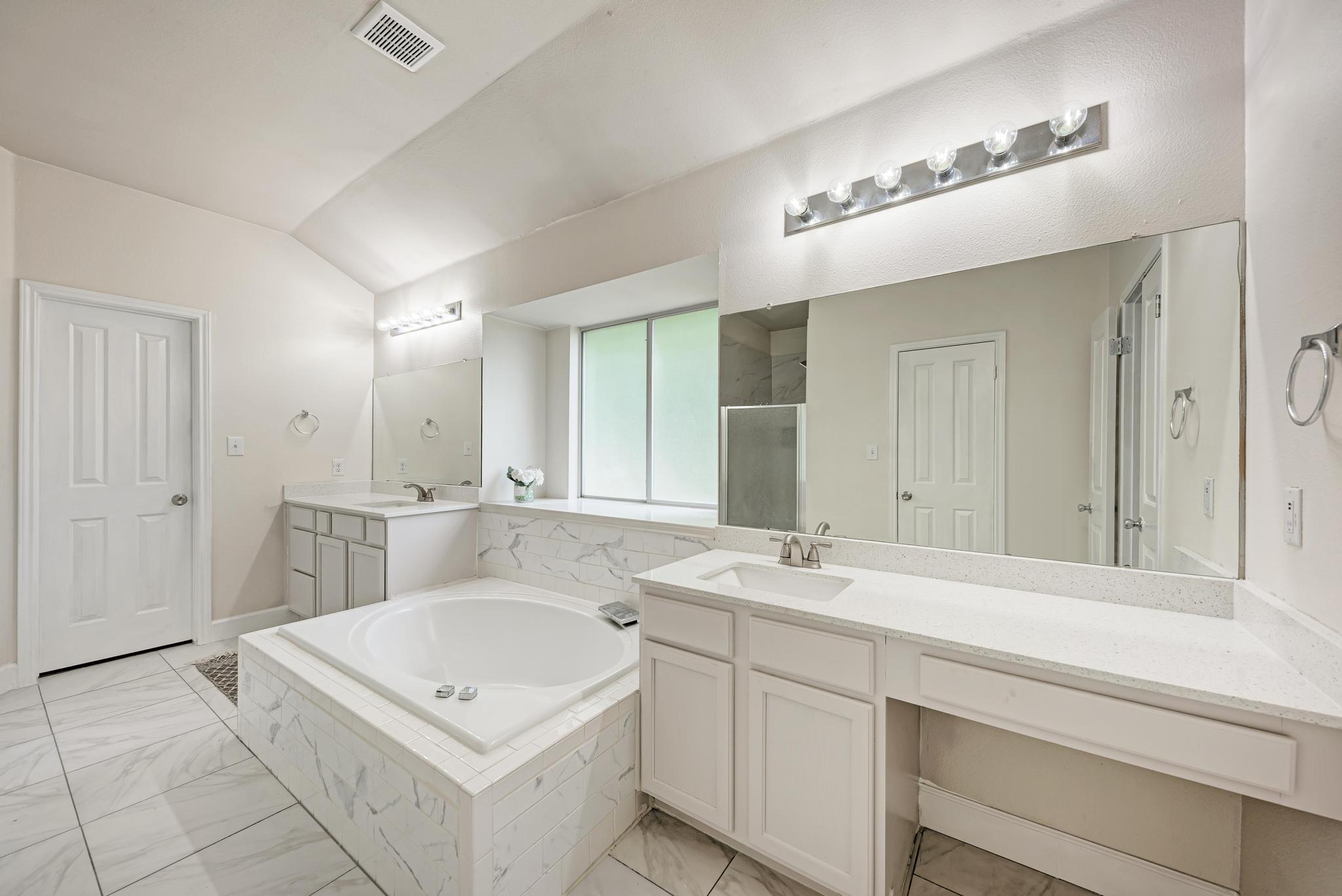 500 Olympic Dr, Pflugerville, TX 78660
