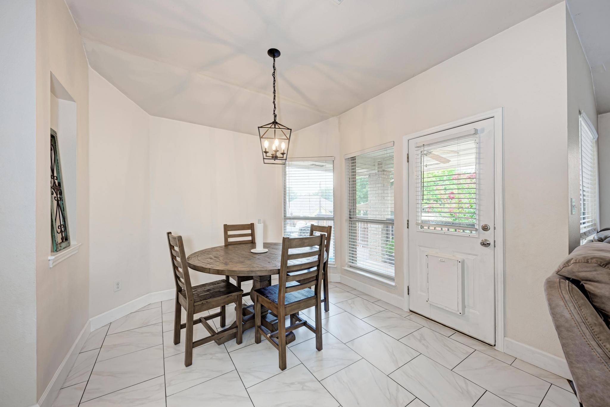500 Olympic Dr, Pflugerville, TX 78660