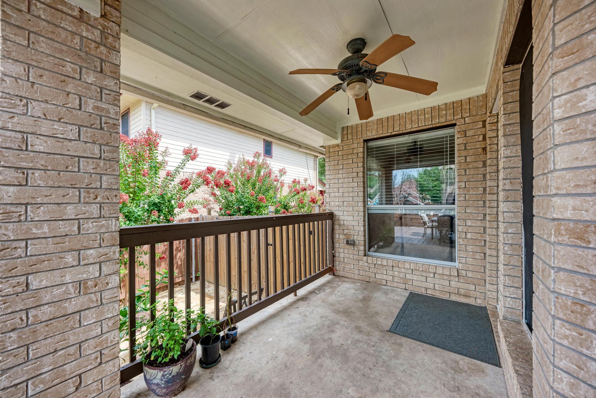 500 Olympic Dr, Pflugerville, TX 78660