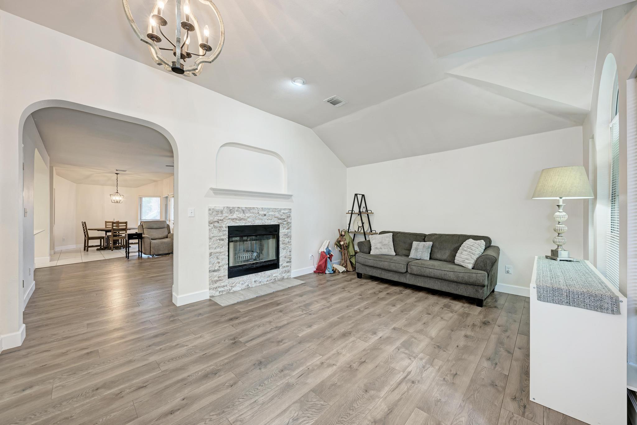 500 Olympic Dr, Pflugerville, TX 78660