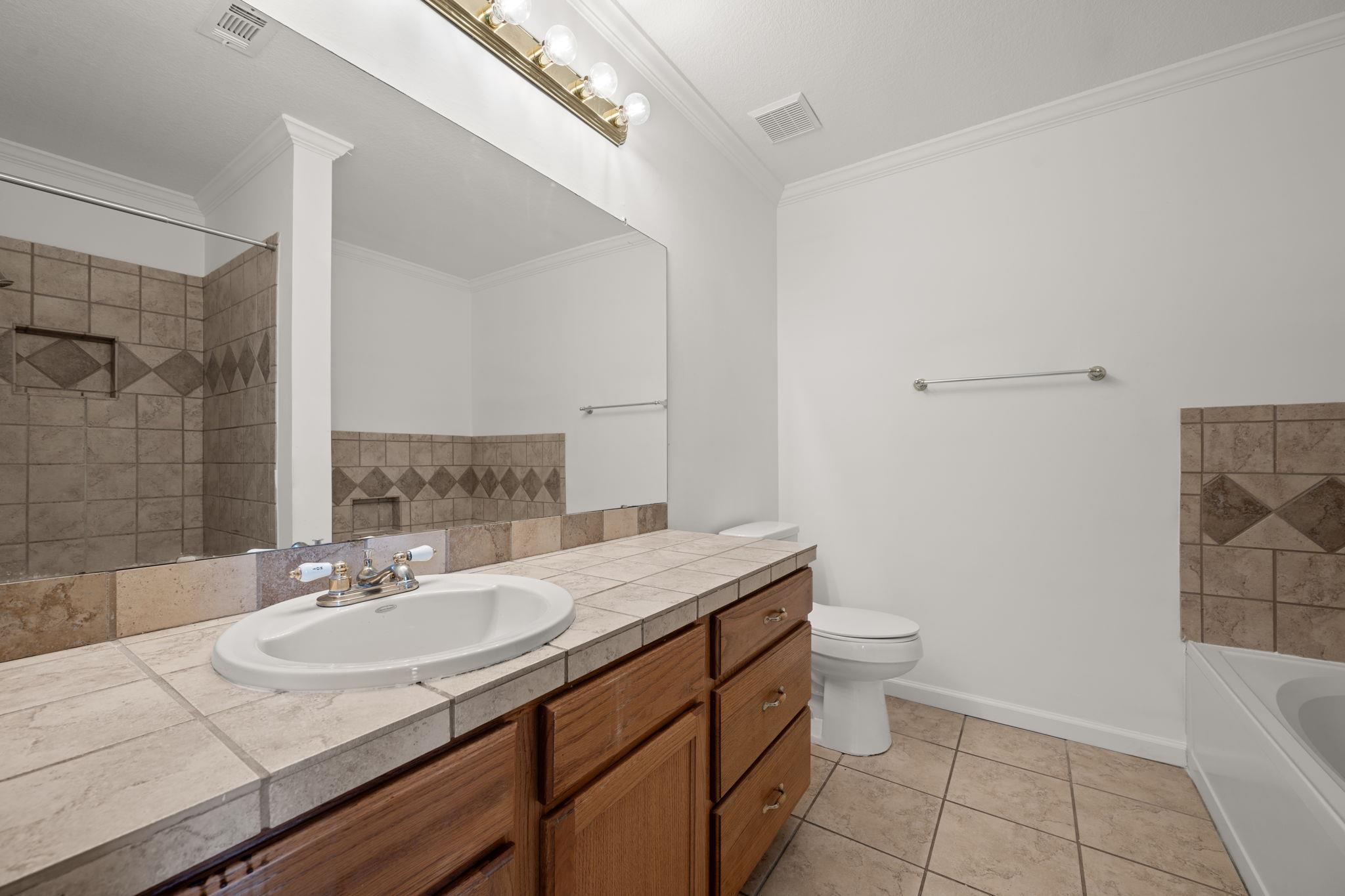 707 Eaglecreek Dr, Leander, TX 78641