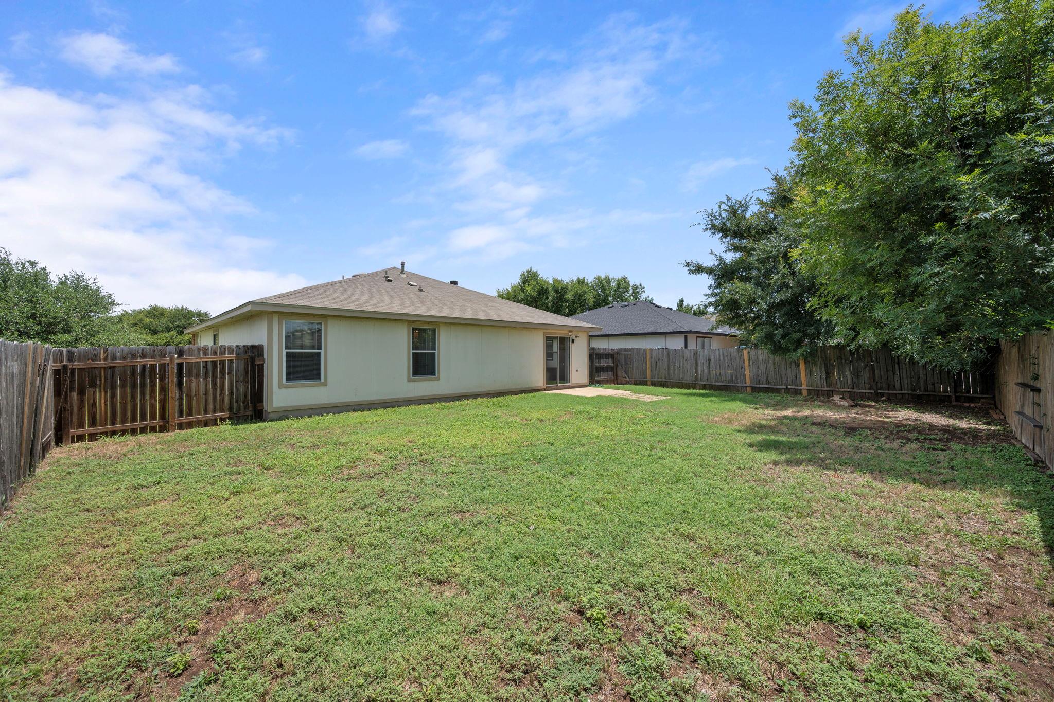 707 Eaglecreek Dr, Leander, TX 78641