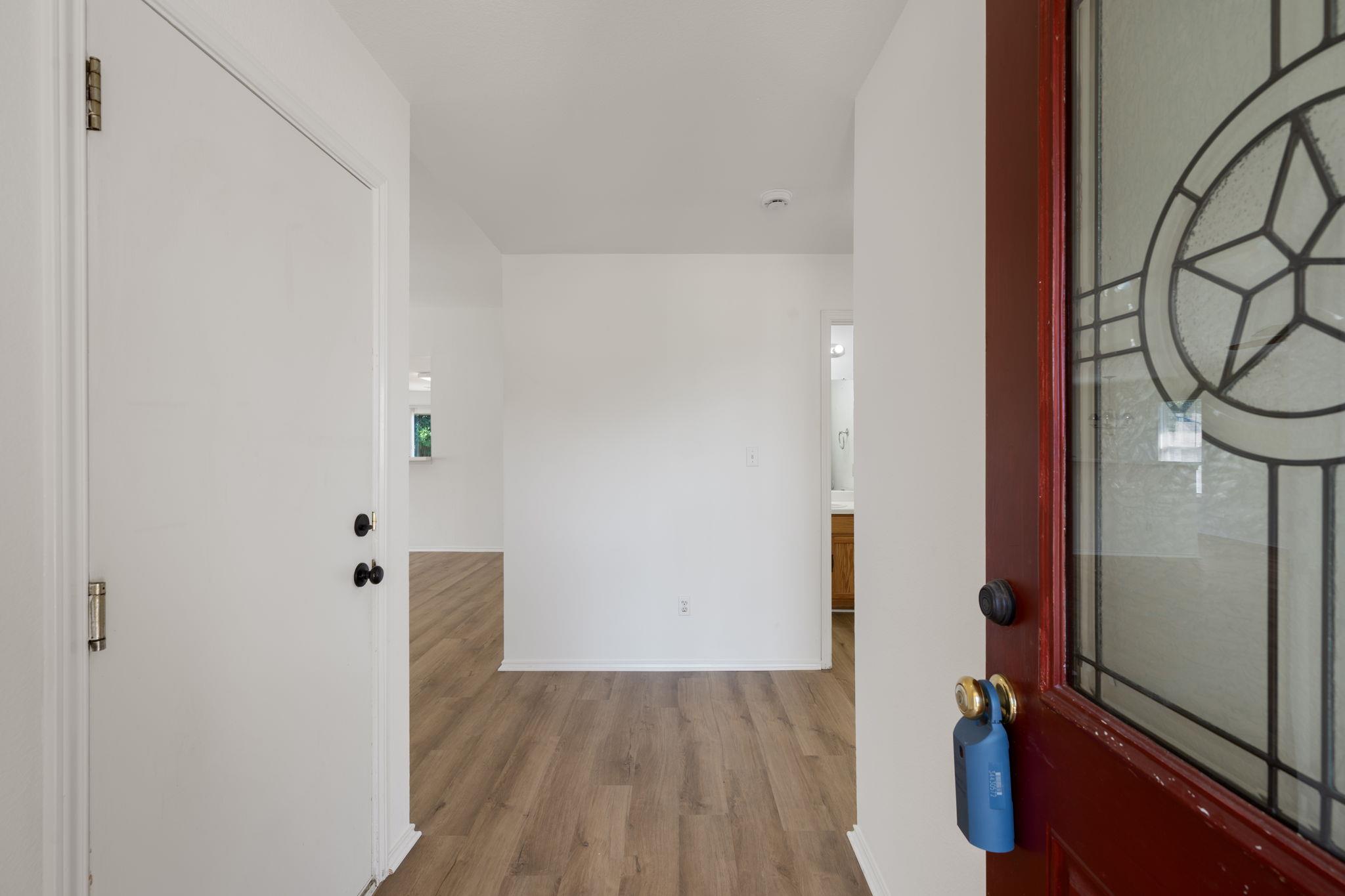 707 Eaglecreek Dr, Leander, TX 78641