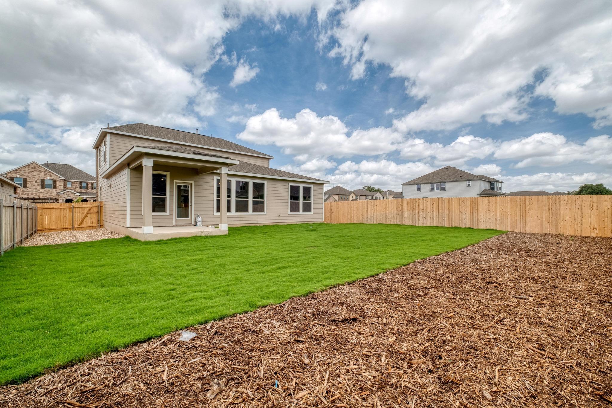 1552 Garlock Dr, Leander, TX 78641