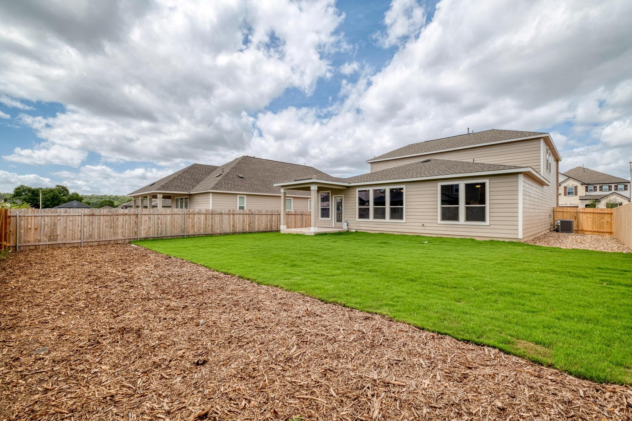 1552 Garlock Dr, Leander, TX 78641