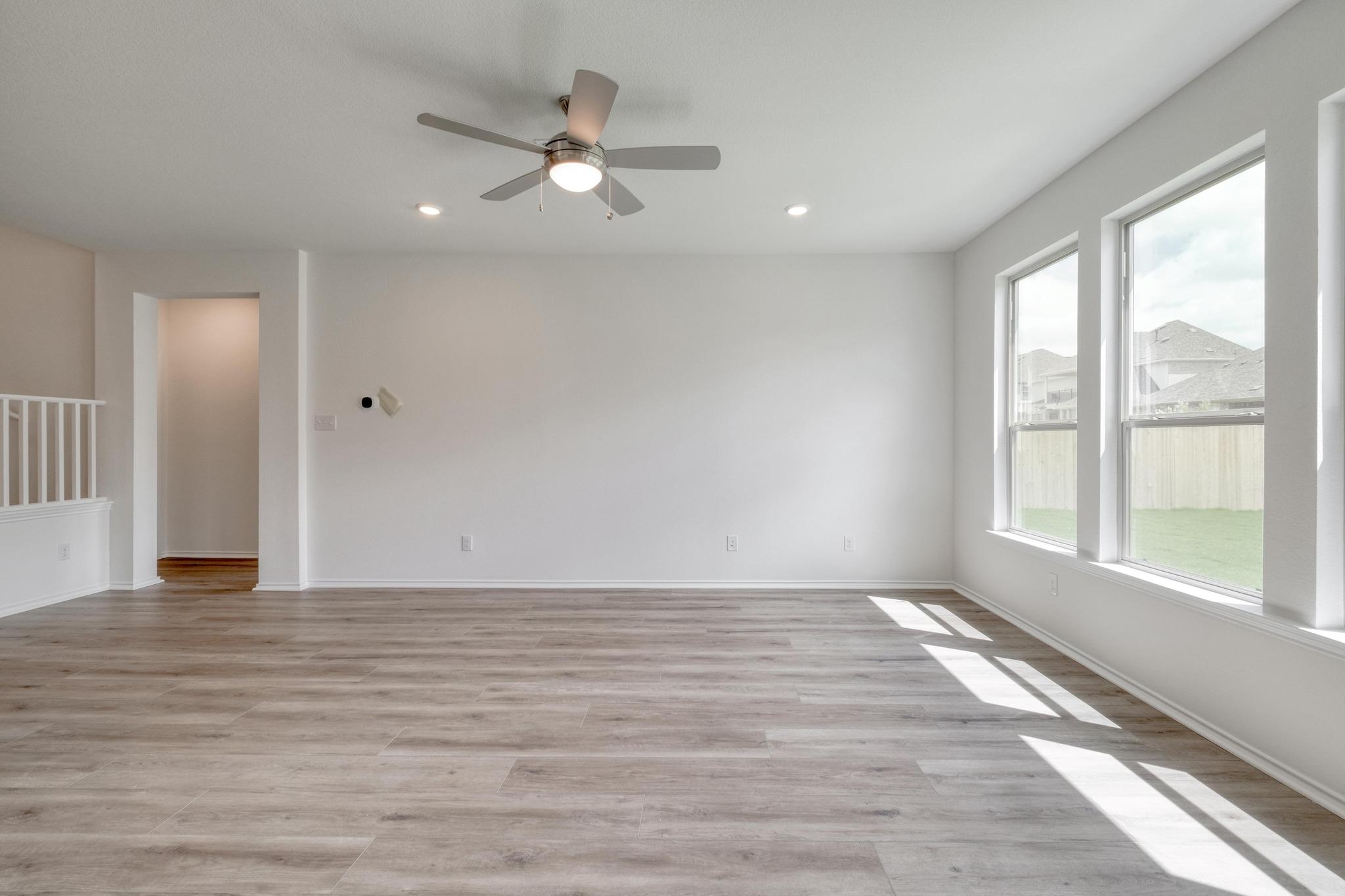 1552 Garlock Dr, Leander, TX 78641