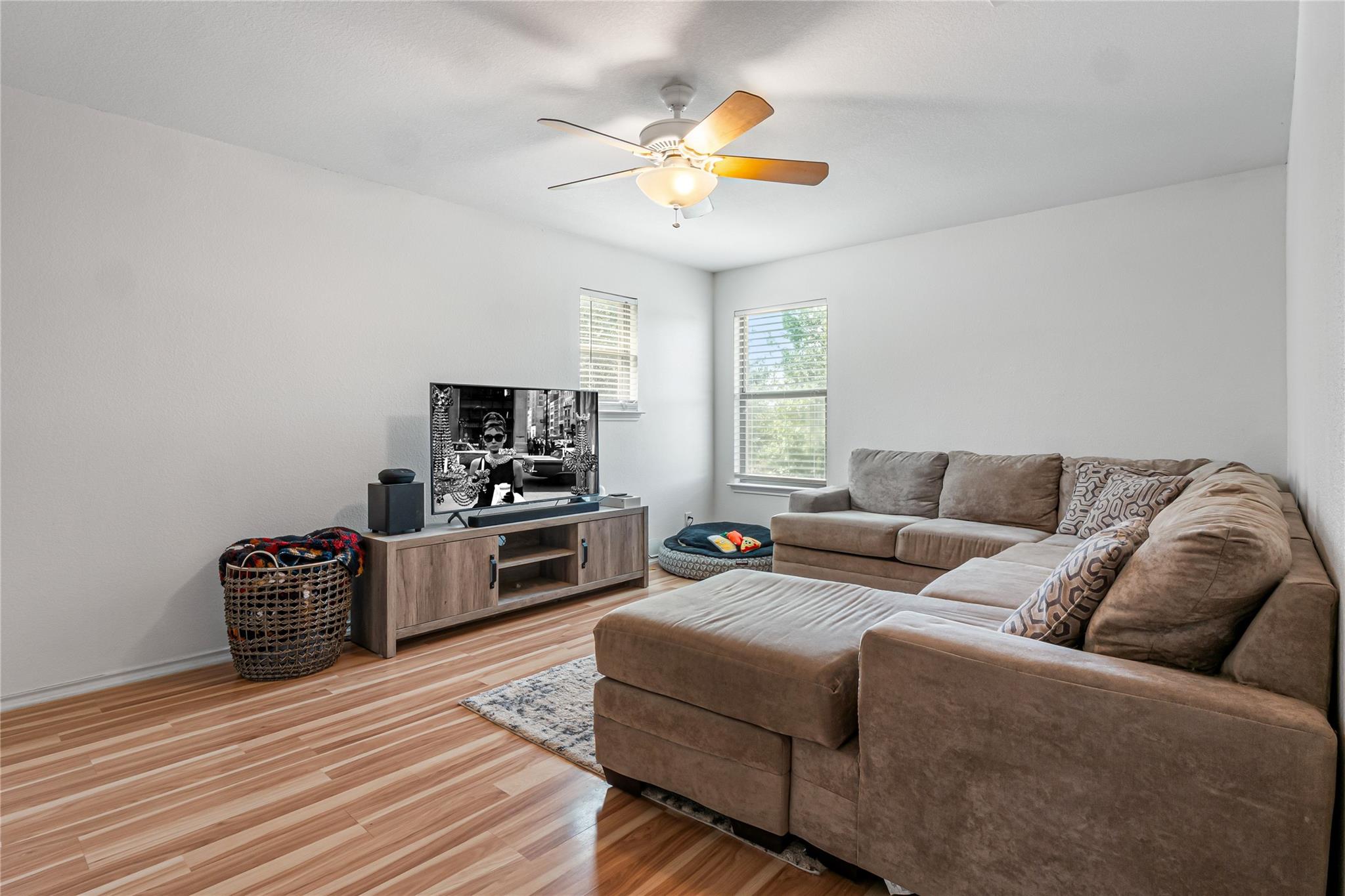 8936 Milton Lease Dr, Austin, TX 78747