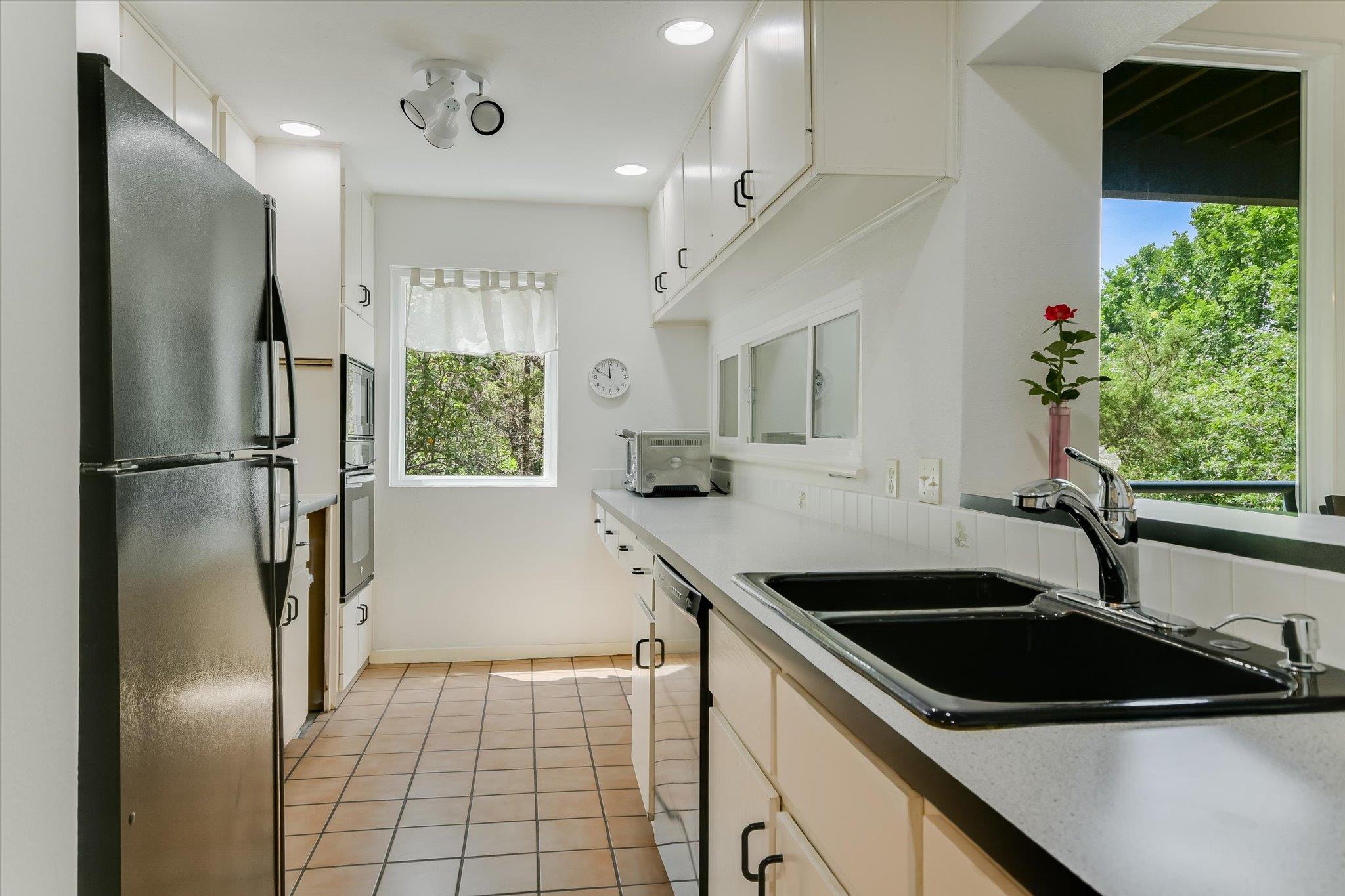 1707 Spyglass Dr # 41, Austin, TX 78746