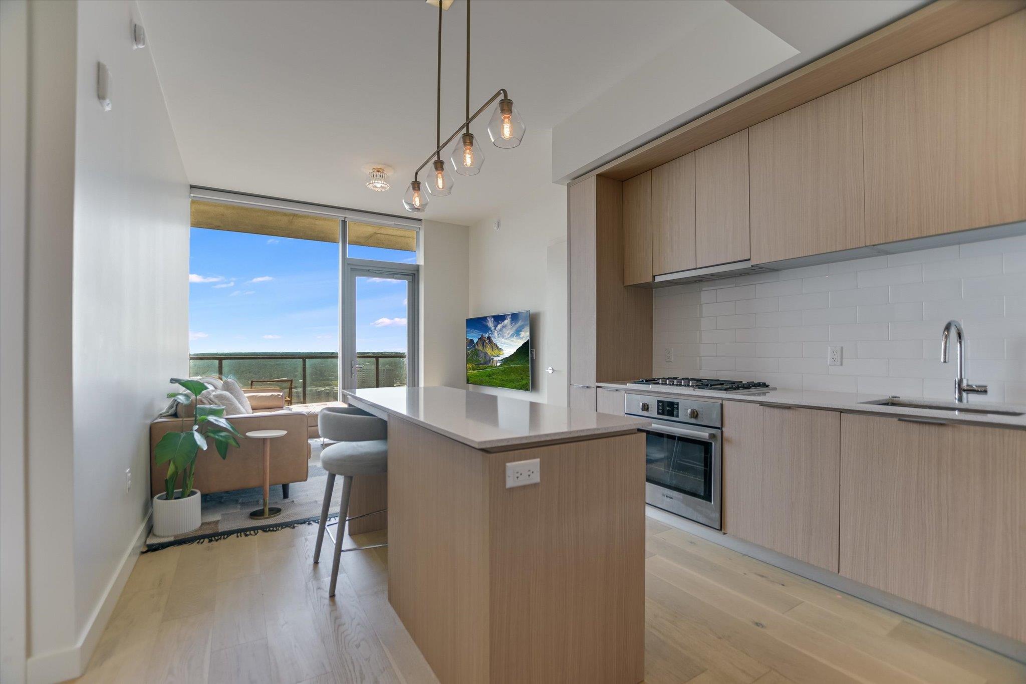 44 East Ave # 1909, Austin, TX 78701