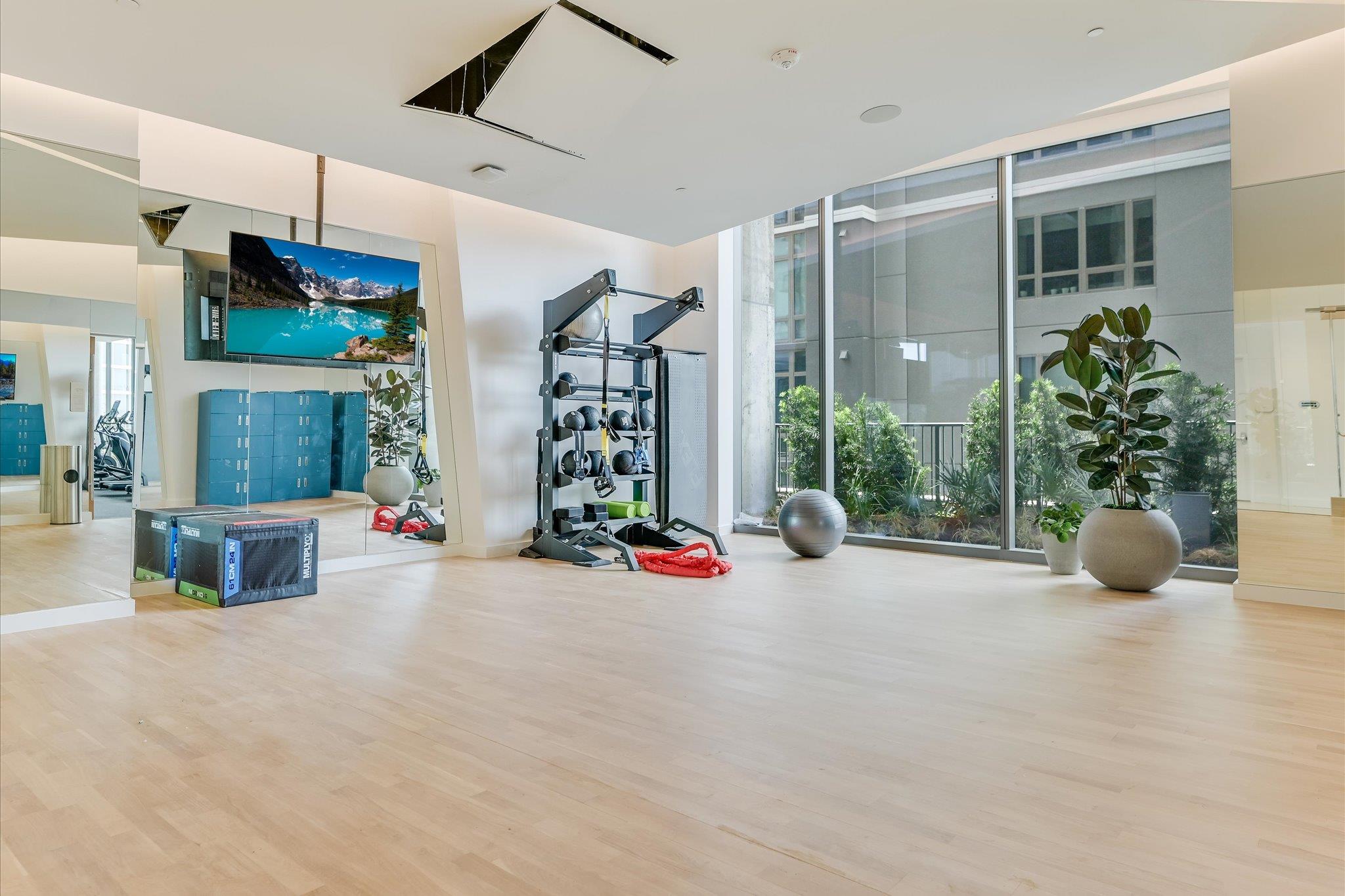 44 East Ave # 1909, Austin, TX 78701