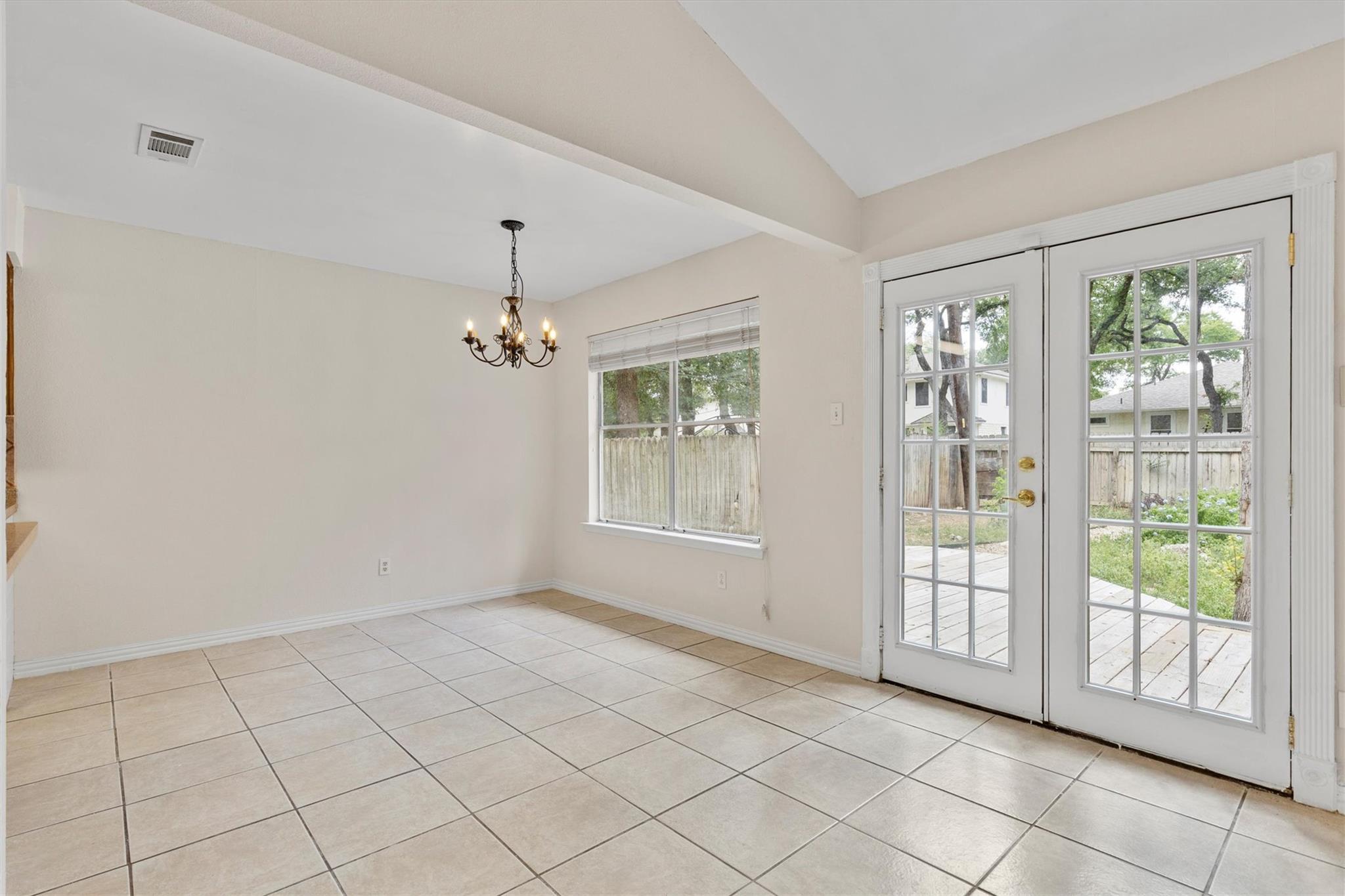 9400 Canus Dr, Austin, TX 78748