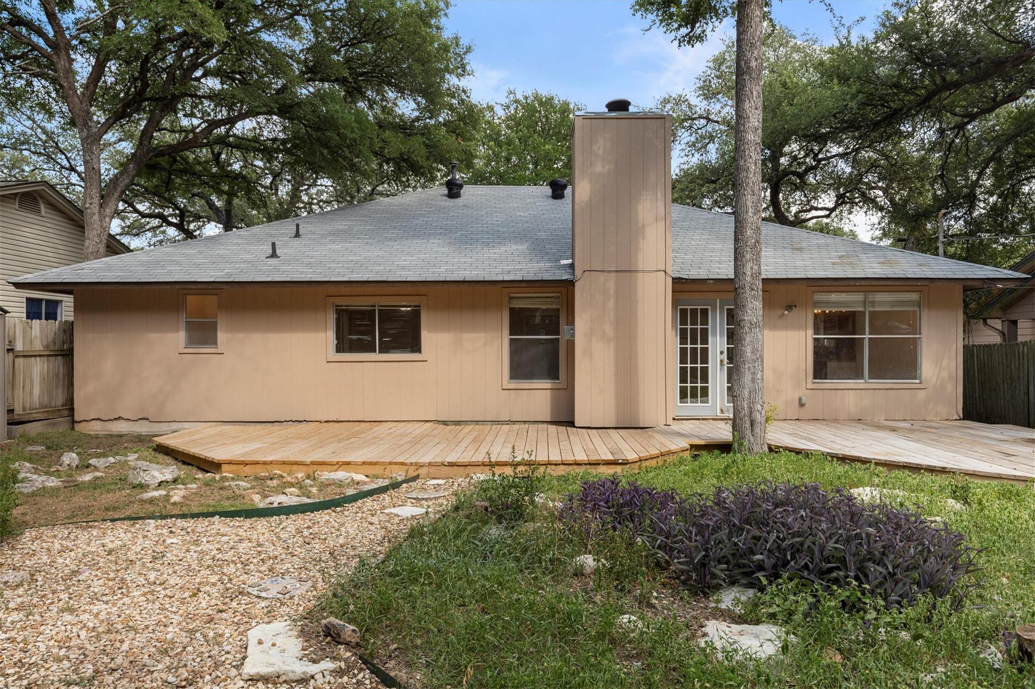 9400 Canus Dr, Austin, TX 78748