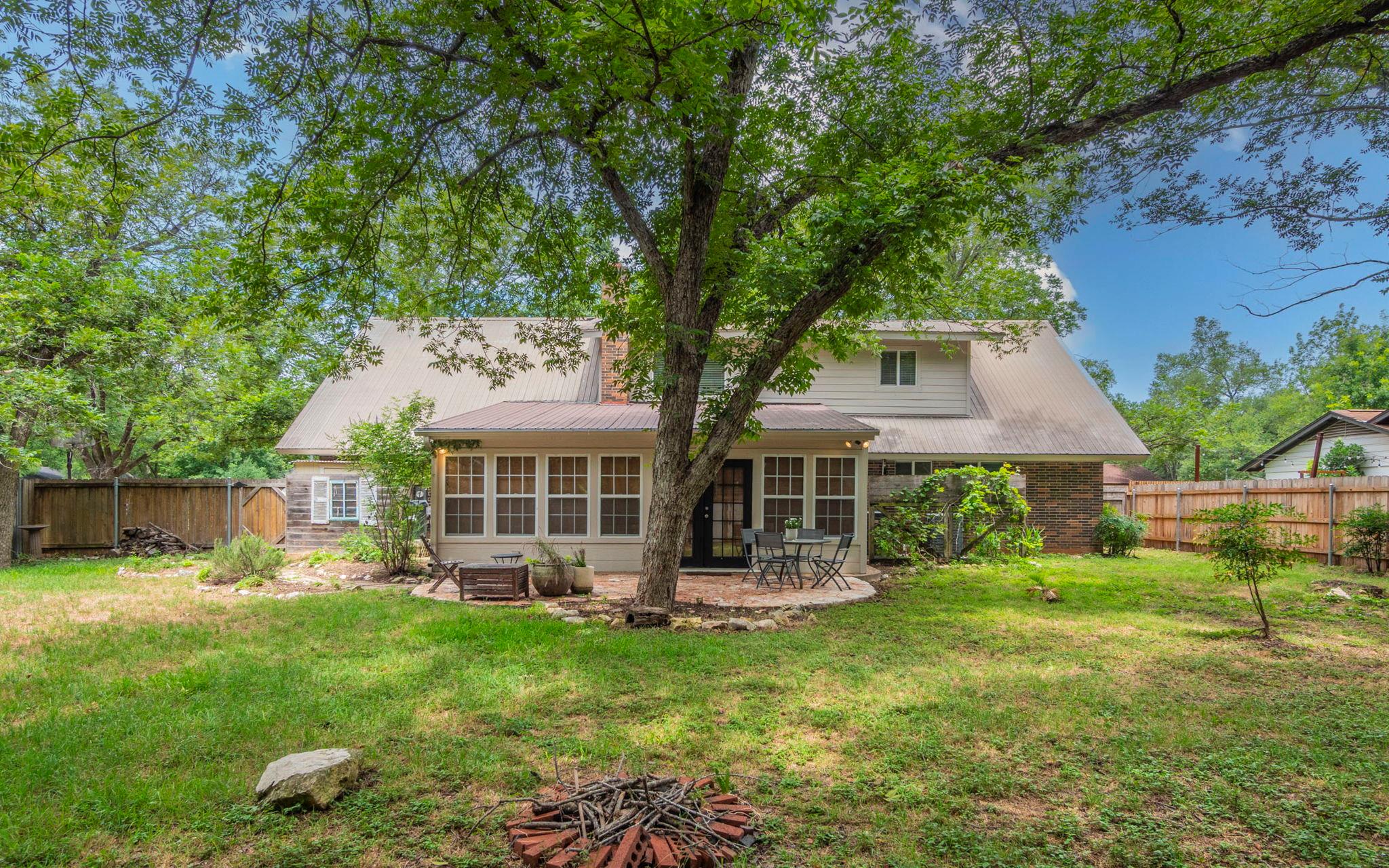 9405 Ramblewood Dr, Austin, TX 78748