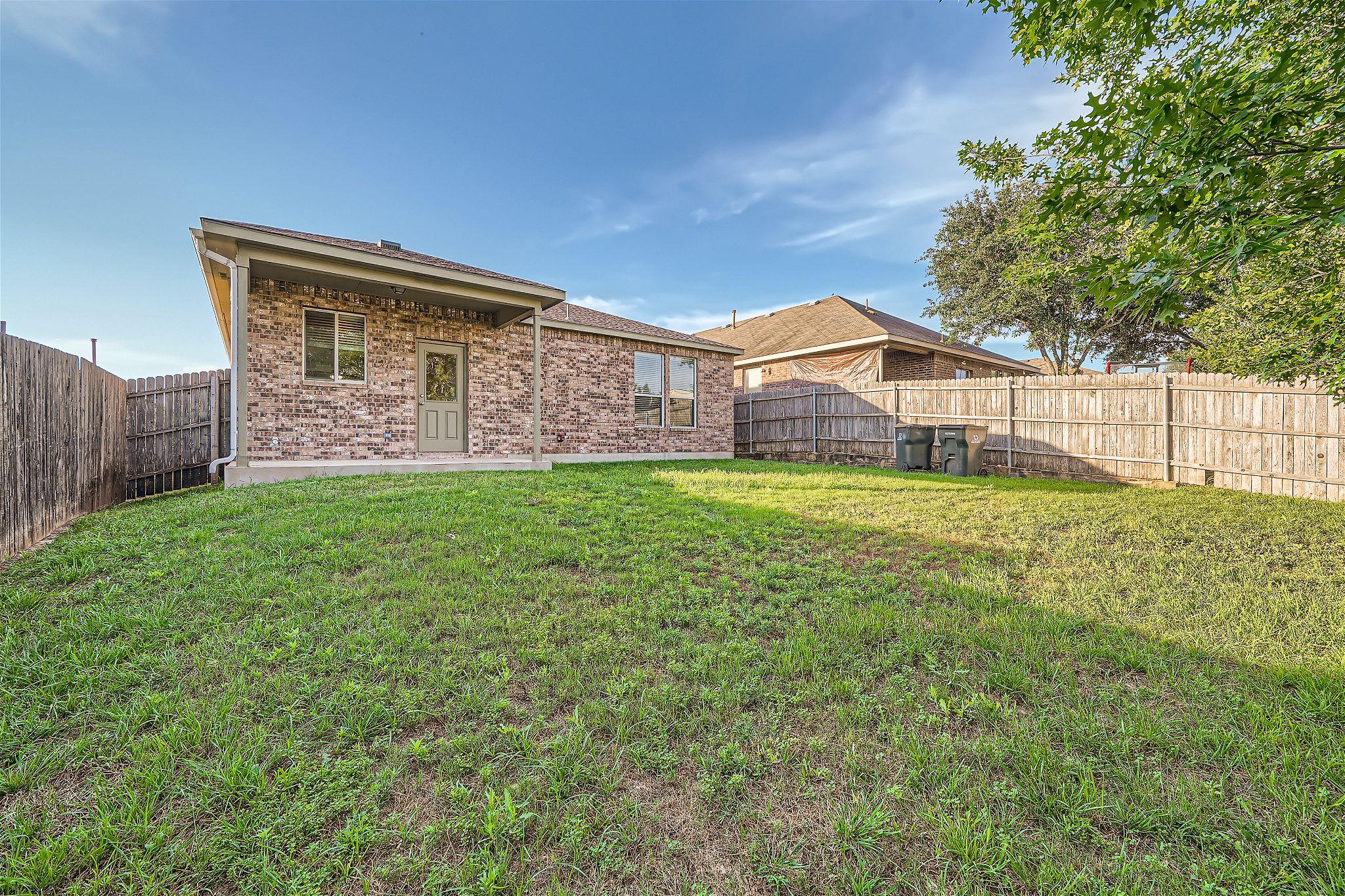 465 Moonwalker Trl, Buda, TX 78610