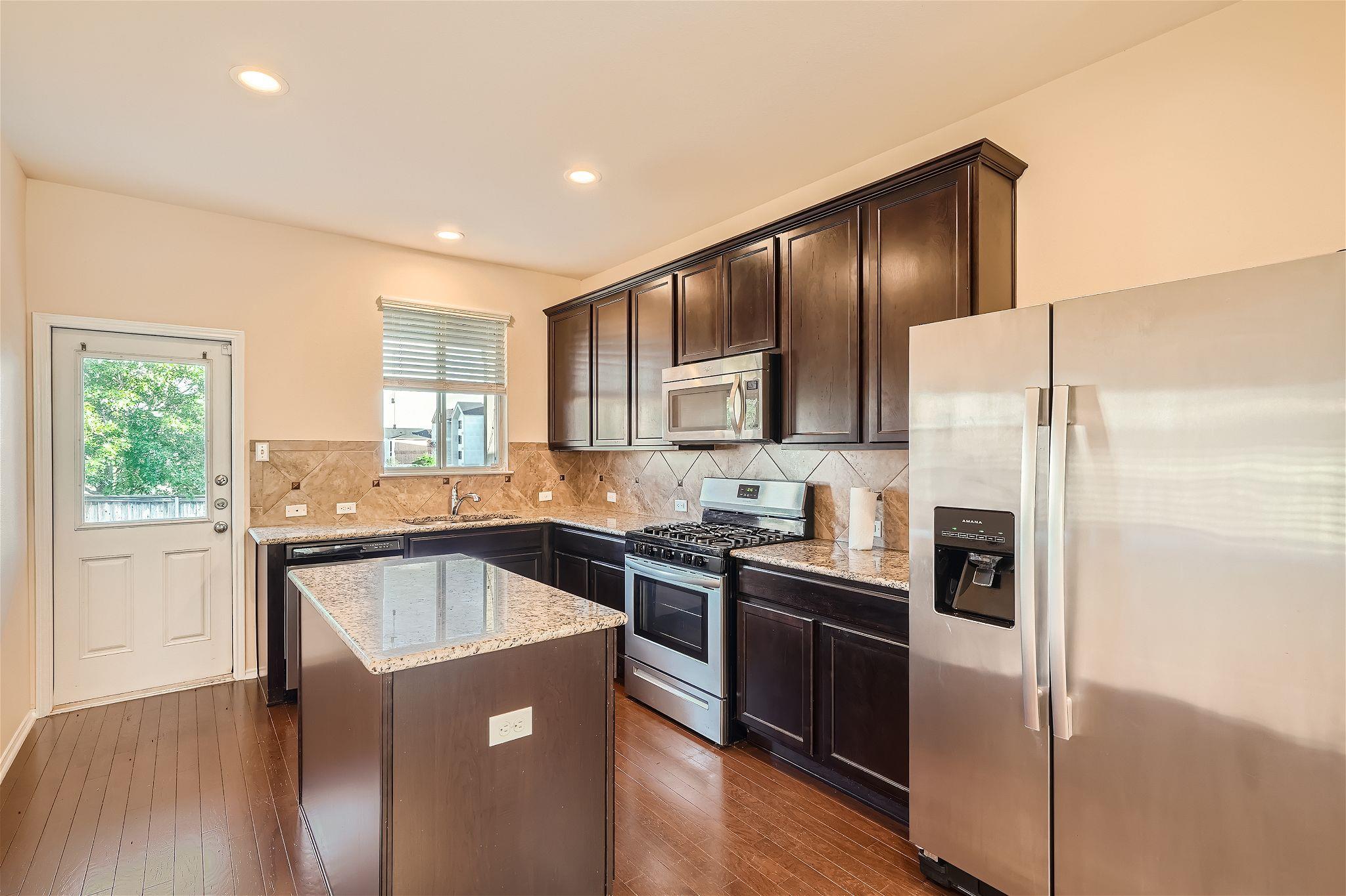465 Moonwalker Trl, Buda, TX 78610