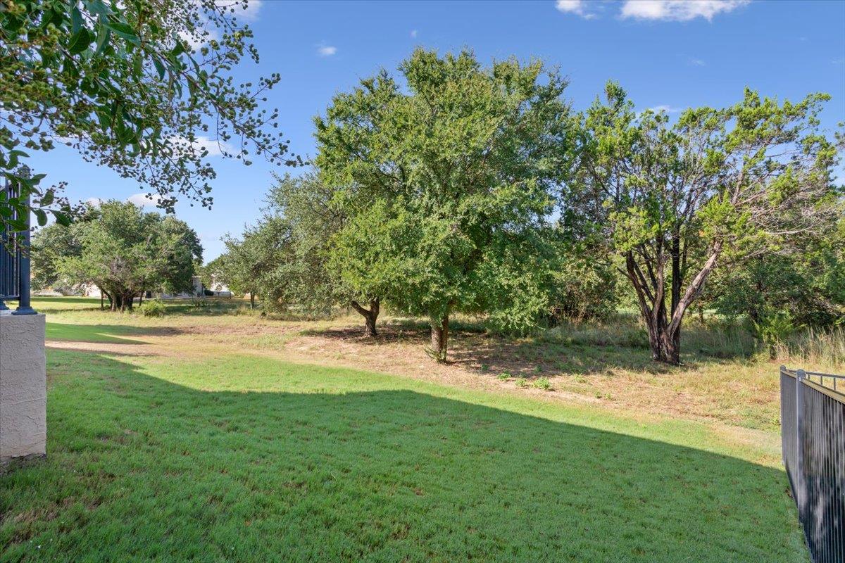 213 Fieldstone Dr, Georgetown, TX 78633