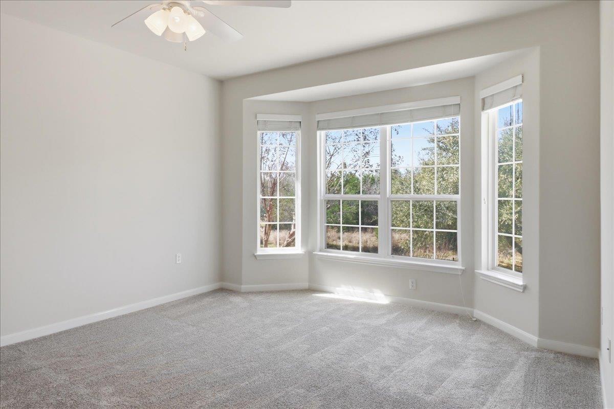 213 Fieldstone Dr, Georgetown, TX 78633