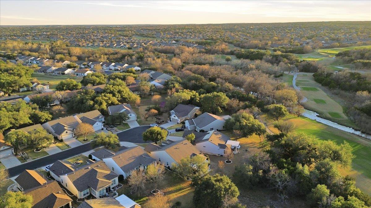 213 Fieldstone Dr, Georgetown, TX 78633