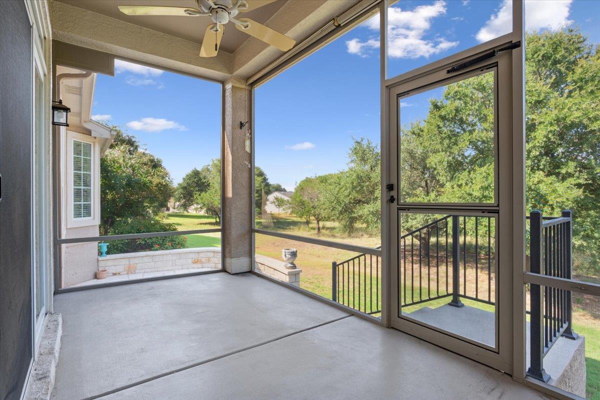 213 Fieldstone Dr, Georgetown, TX 78633