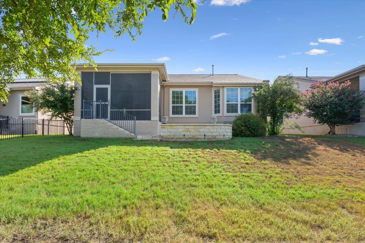 213 Fieldstone Dr, Georgetown, TX 78633