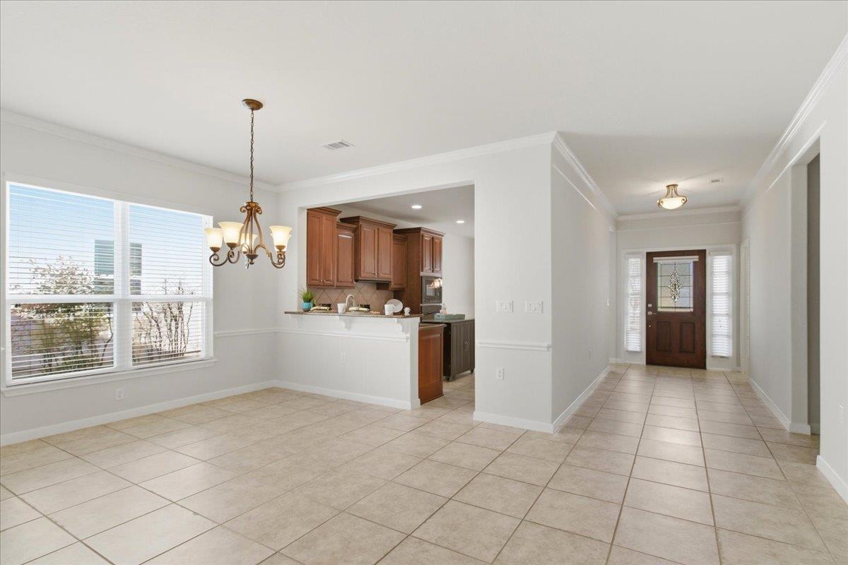 213 Fieldstone Dr, Georgetown, TX 78633