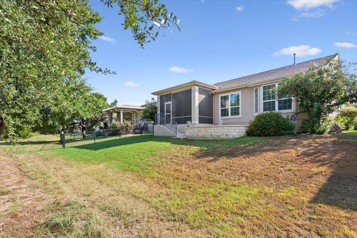 213 Fieldstone Dr, Georgetown, TX 78633