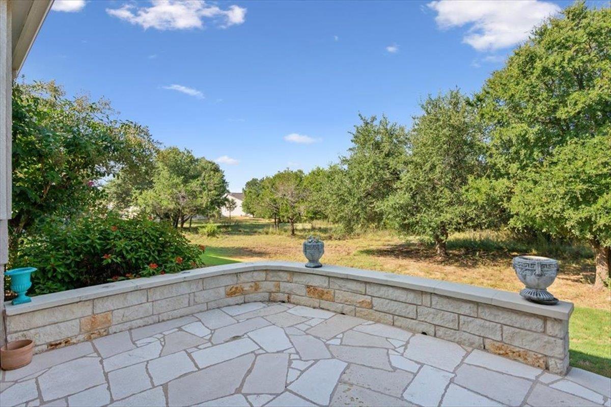 213 Fieldstone Dr, Georgetown, TX 78633