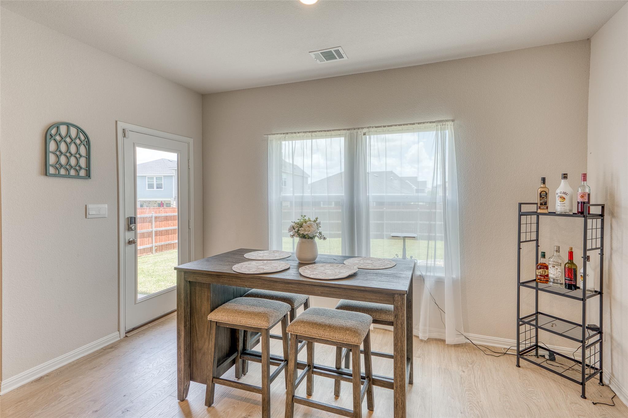 137 Standing Rock Ln, Marble Falls, TX 78654