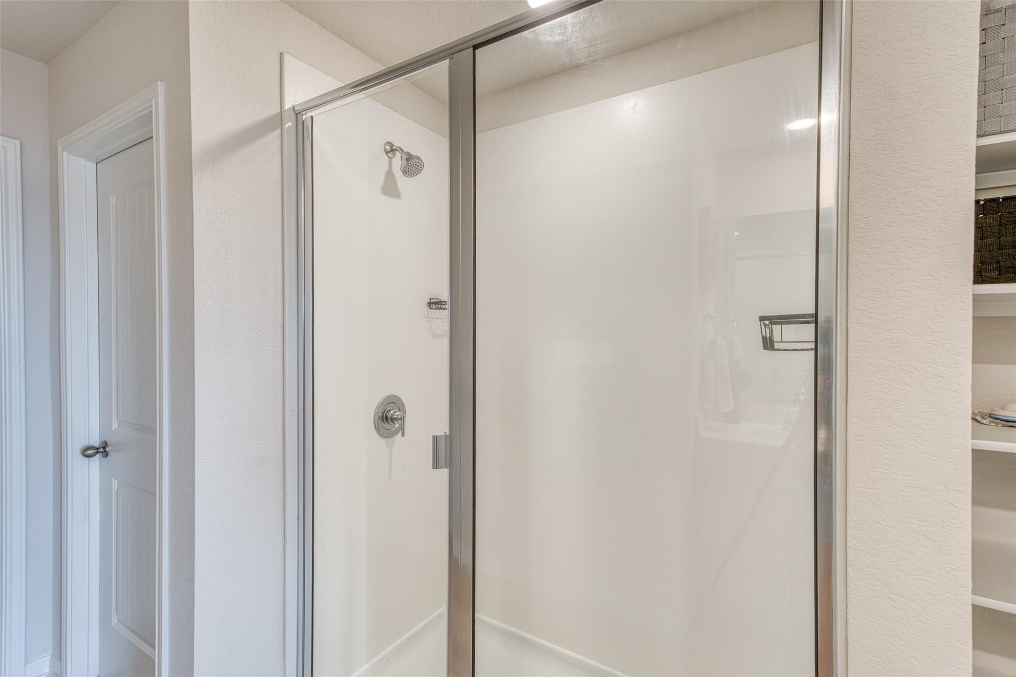 137 Standing Rock Ln, Marble Falls, TX 78654