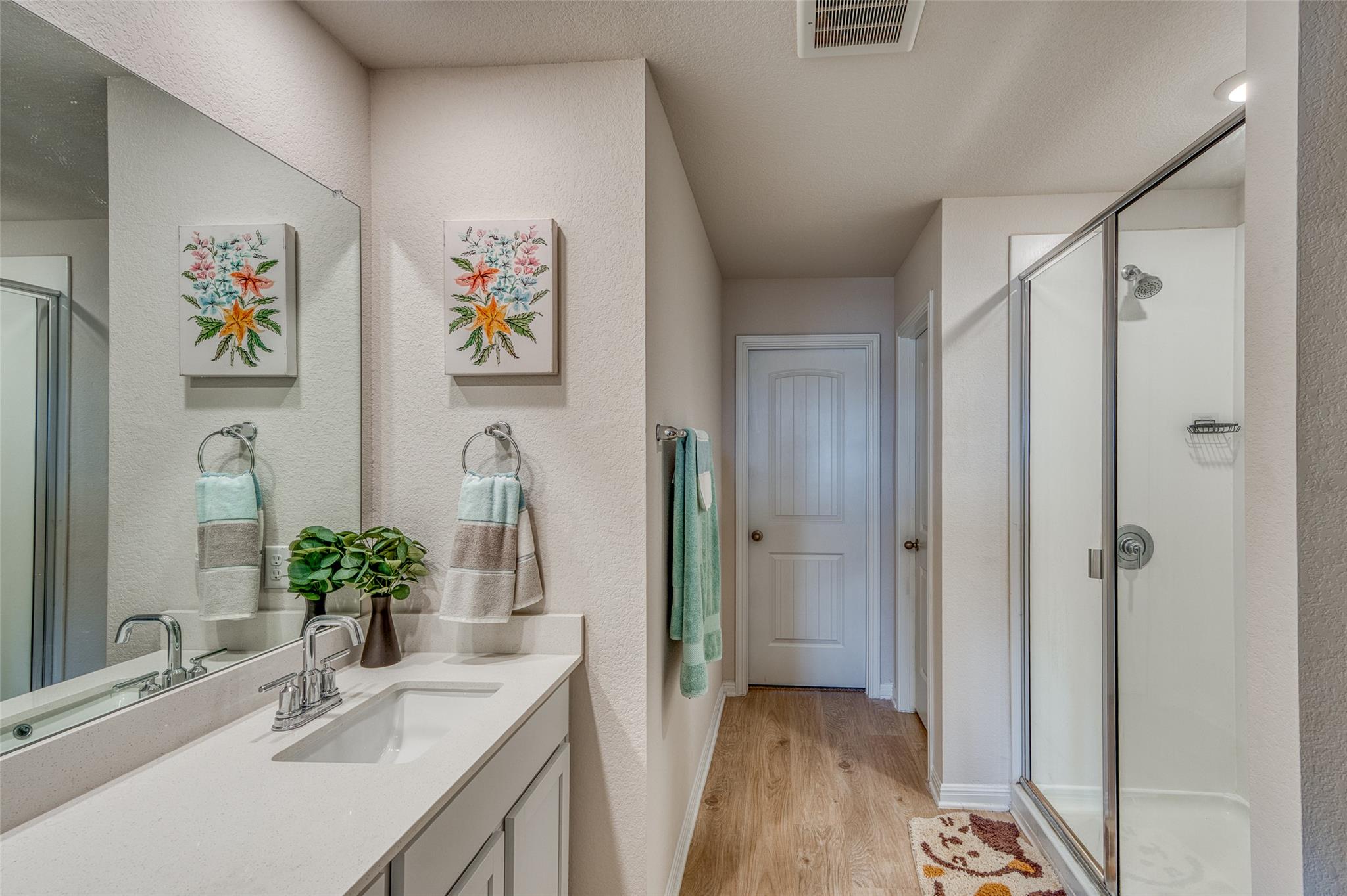 137 Standing Rock Ln, Marble Falls, TX 78654