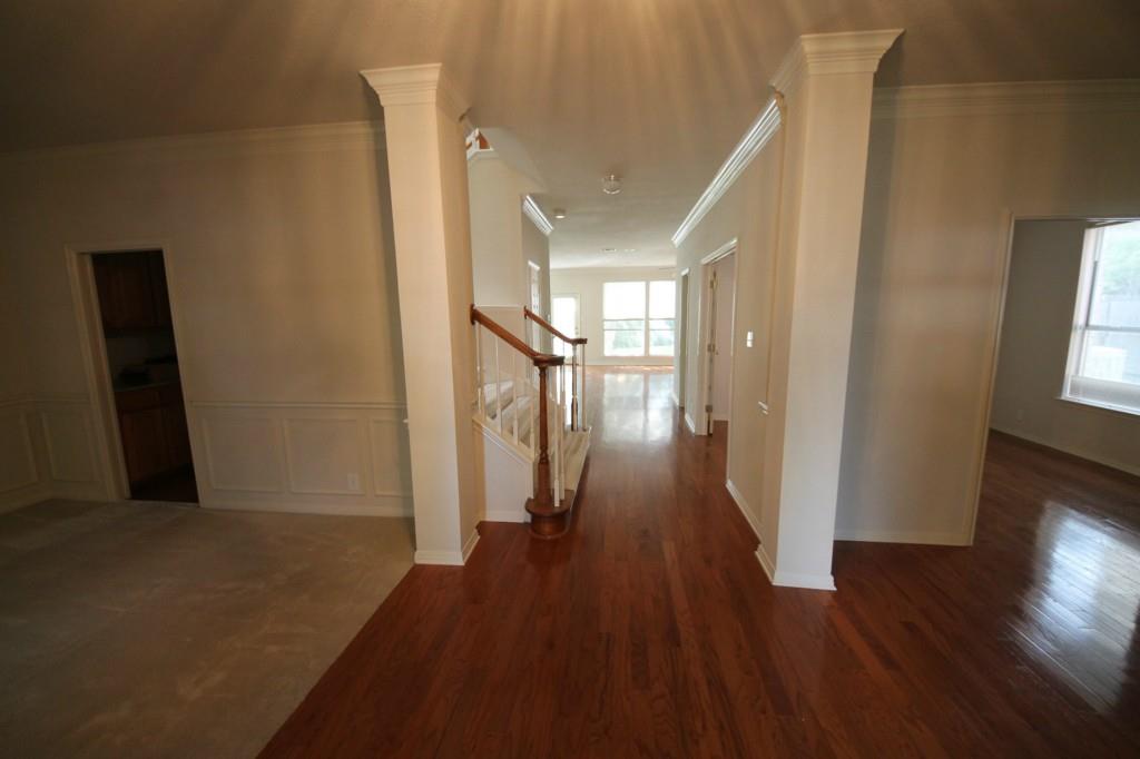 10225 OPEN GATE Dr, Austin, TX 78726