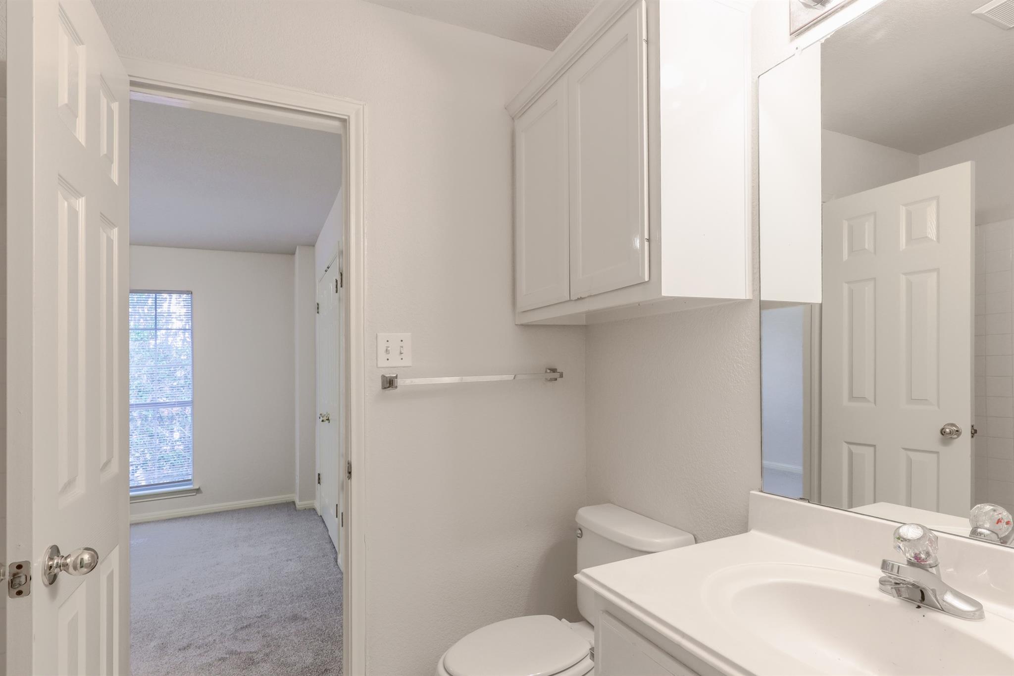 10225 OPEN GATE Dr, Austin, TX 78726