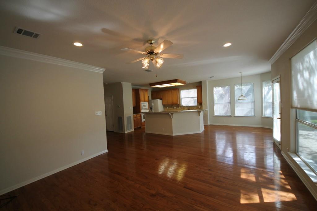 10225 OPEN GATE Dr, Austin, TX 78726