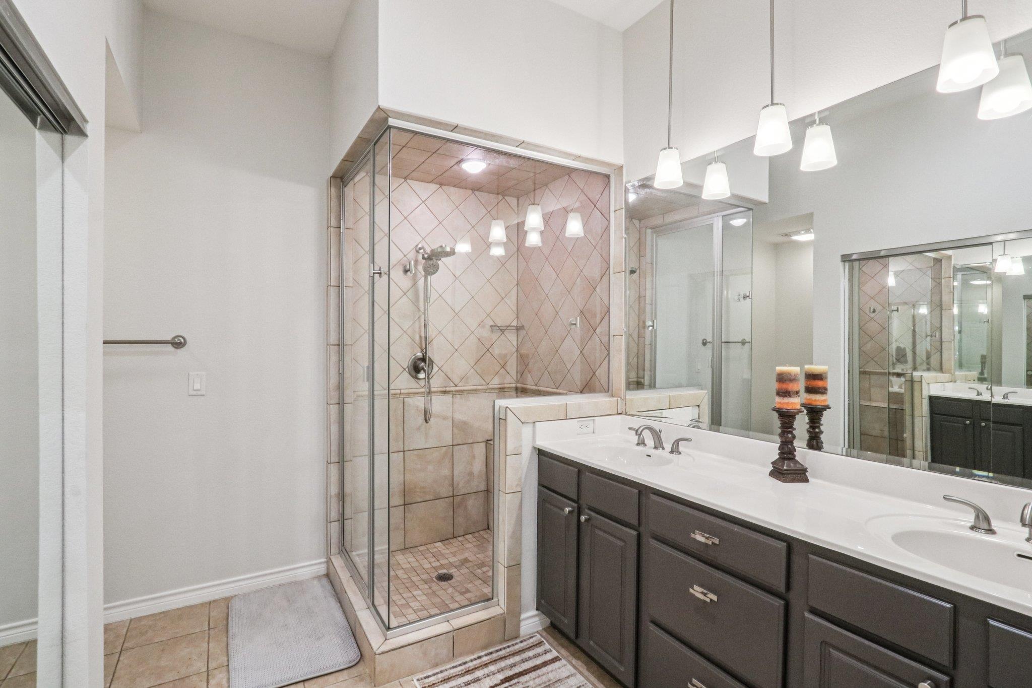 300 San Gabriel Village Blvd # 423, Georgetown, TX 78626