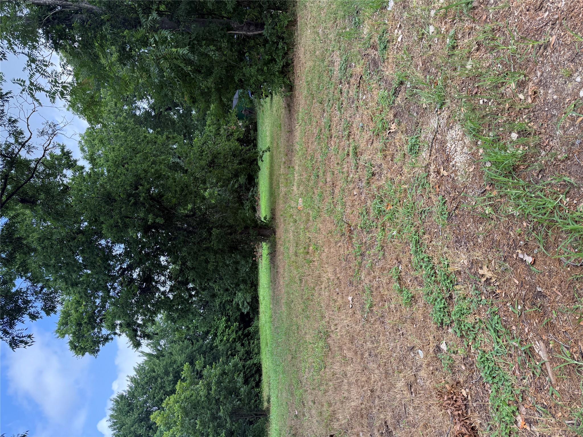 708 N Polk Ave, Cameron, TX 76520