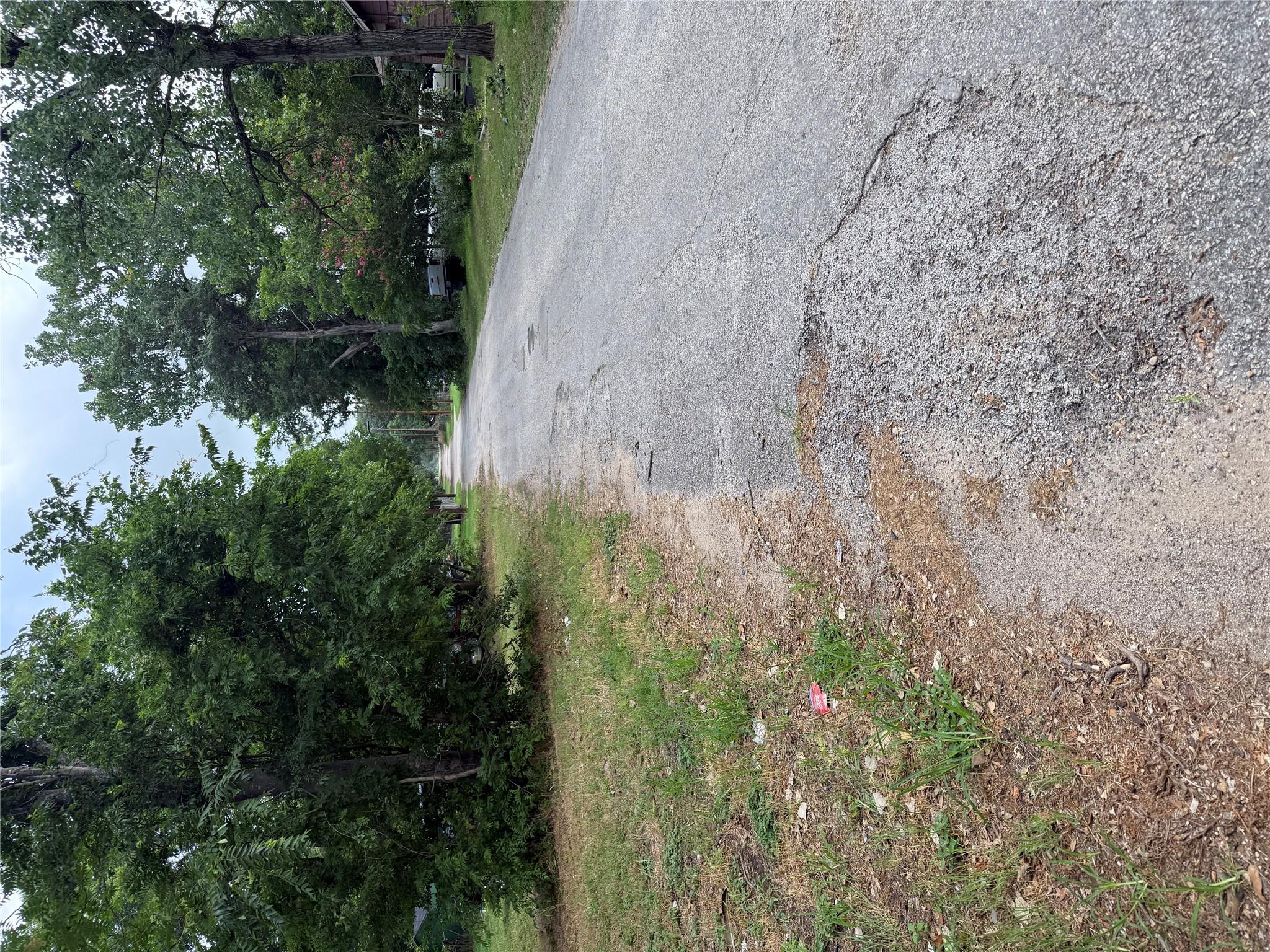 708 N Polk Ave, Cameron, TX 76520